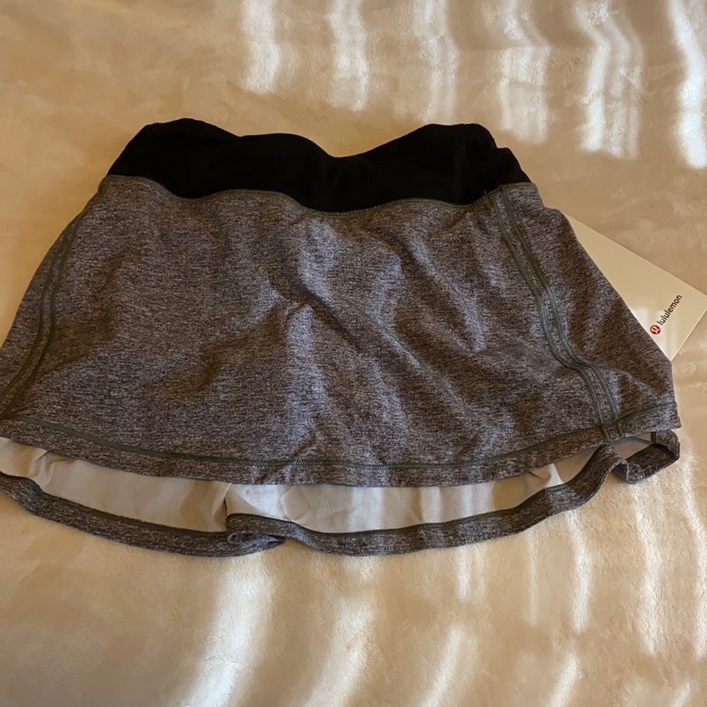 Lululemon Skirt 12in